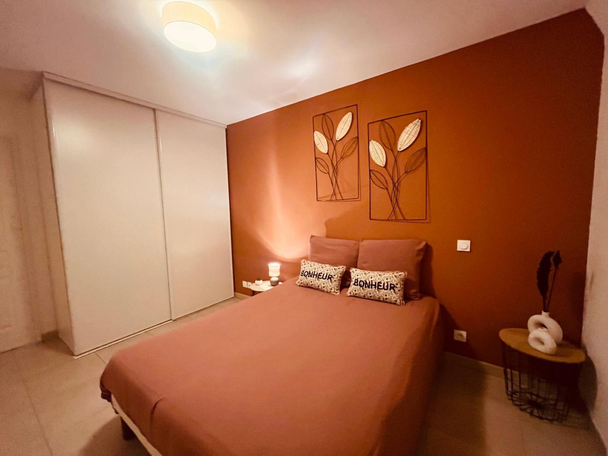 Apartment L'amoureux De : P3 + Parking Prive